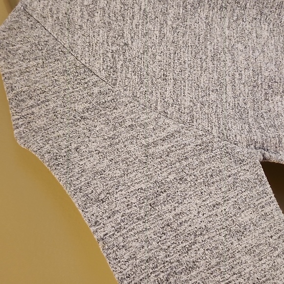 Wilfred Free Gray Ribbed Long Sleeve - Picture 6 of 8